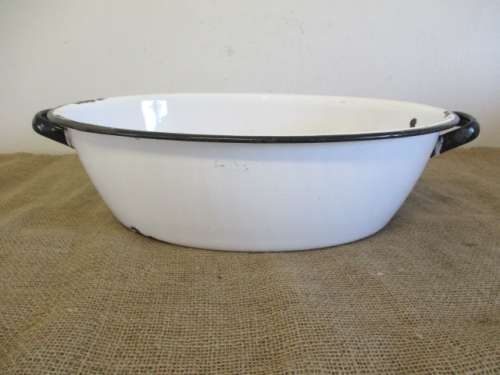 Relisted - Characterful Oval Old Fashioned Enamel Wash Basin