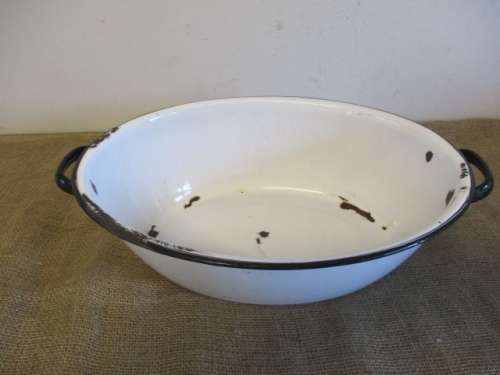 Relisted - Characterful Oval Old Fashioned Enamel Wash Basin