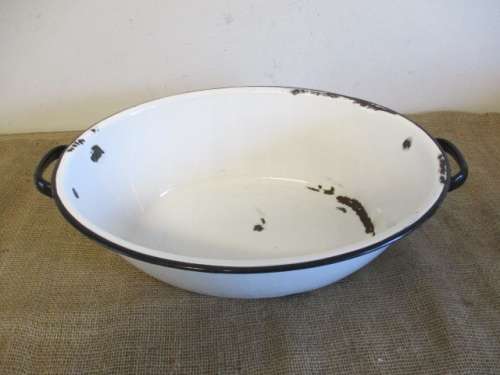 Relisted - Characterful Oval Old Fashioned Enamel Wash Basin