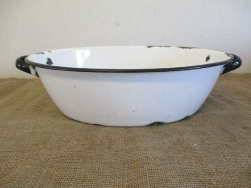 Relisted - Characterful Oval Old Fashioned Enamel Wash Basin