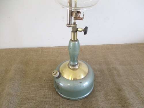 Extremly Rare Antique/Vintage Coleman Model 158 Kerosene Lantern     Canada      Approx 1948