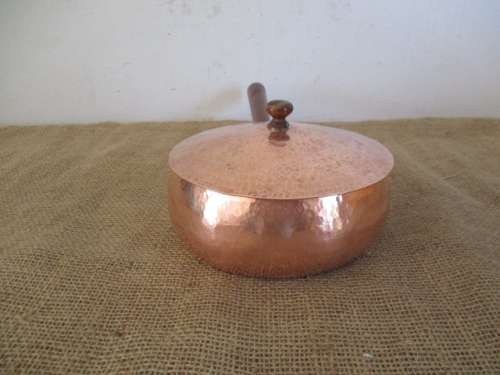 Nice Vintage Hammered Genuine Copper Lidded Frying Pan