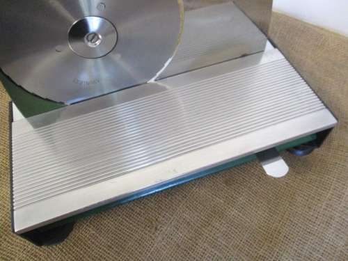 Pineware With A Difference... Very Beautiful Vintage Pineware Stainless Bread Slicer