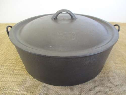 Get Ready For This Festive Season...With This Nice Large Size Falkirk No 6 Cast Iron Flat Bottom Pot