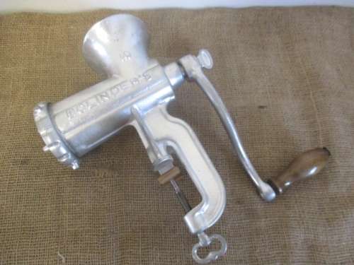 Beautiful And Complete Vintage Cast Iron No 10 Bolinder`s Meat Mincer      Made In Sweden