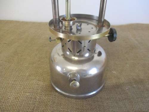 Nice Collectable Vintage Coleman Empire 237 `Sunshine Of The Night` Kerosene Lantern     Made In USA