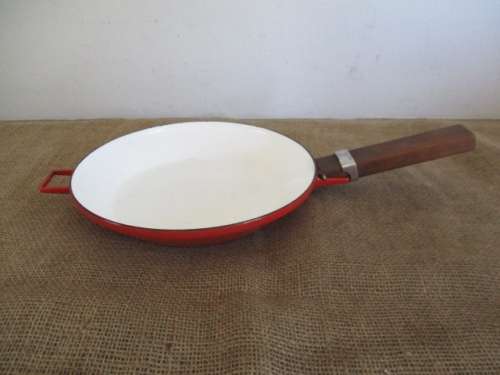 Beautiful Vintage Collectable Old Fashioned Enamel Finel Frying Pan           Made In Finland
