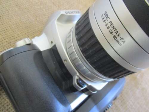 For StoSim Bid Only - Vintage Pentax MZ -7 SLR Camera With Attached Pentax 28 - 80 Lens