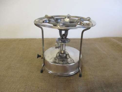 Beautiful Old But Not Quite Yet Vintage Pri-Mus Stove     1987