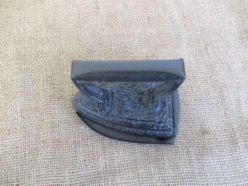 For Deputy  Bid  - Genuine Antique Cast Iron Crane No 4 Sad Iron On Enterprise 8397 Metal Trivet