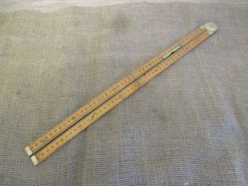 Lovely Vintage 1M Boxwood Rabone Chesterman No 1191 Folding Carpenter`s Ruler With Spirit Level