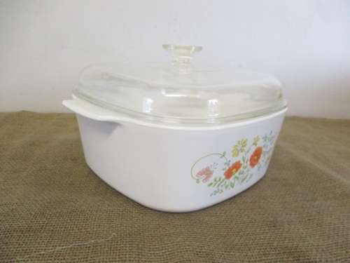 Beautiful Large Vintage Wildflower Corning Ware 5 Quart A-5-B Square Casserole Dish         1970`s
