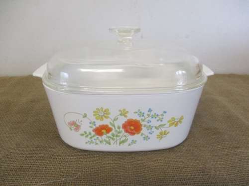 Beautiful Large Vintage Wildflower Corning Ware 5 Quart A-5-B Square Casserole Dish         1970`s