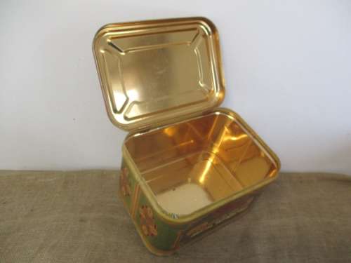 Beautiful Vintage Farm-Baked Whole Wheat Bread Bin By Metal Box SA. Ltd    1960`s - 1970`s