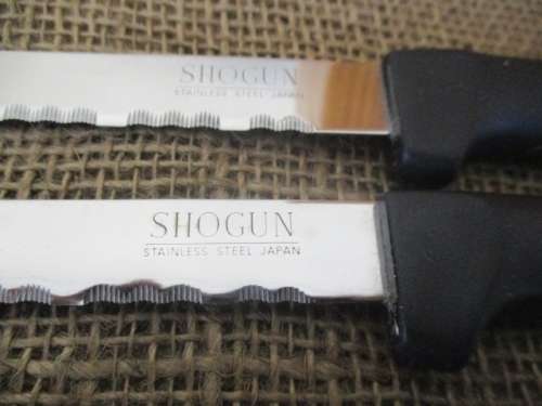 Beautiful 17 Piece Shogun Stainless Steel Knife Set                          Made In Japan