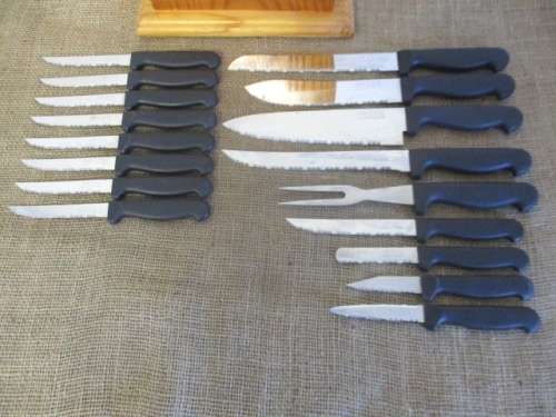 Beautiful 17 Piece Shogun Stainless Steel Knife Set                          Made In Japan