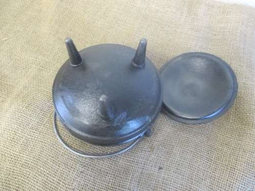 Robust 1/2 Size Heavy Duty Cast Iron BestDuty Three Legged Pot