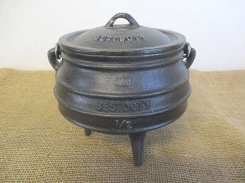 Robust 1/2 Size Heavy Duty Cast Iron BestDuty Three Legged Pot