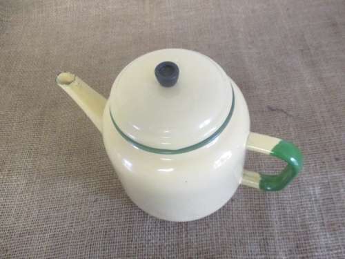 Beautiful Fairly Large Vintage Old Fashioned Enamel Coffee Pot