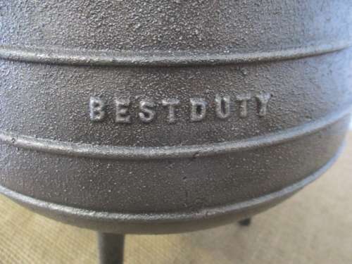Magnificent And Robust Sizable BestDuty #2 Three Legged Solid Cast Iron Potjie Pot With Falkirk Lid