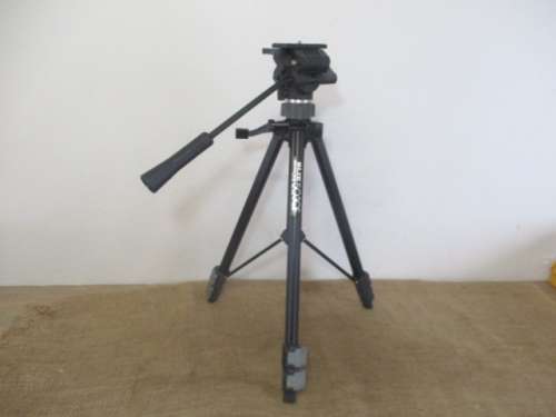 Beautiful SLIK 503QF Video Photo Portable Aluminum Tripod                    June 2003