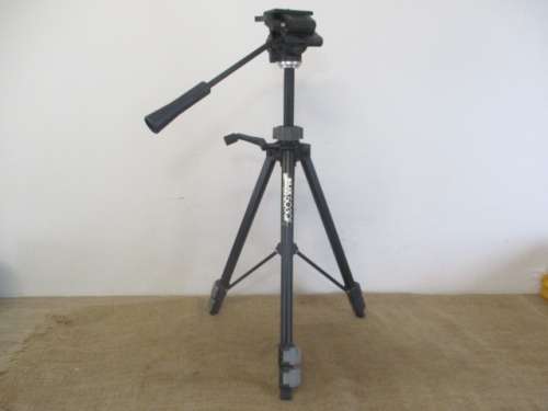 Beautiful SLIK 503QF Video Photo Portable Aluminum Tripod                    June 2003