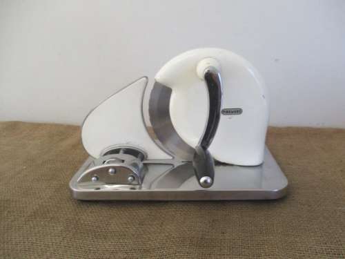 Very Neat Vintage Pineware Stainless Bread Slicer
