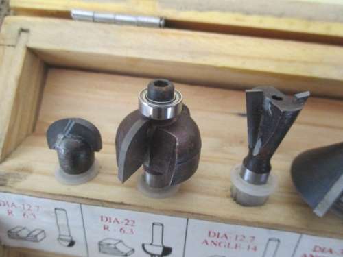 Nice Woodworking Router Bit Set Of Six In Original Wooden Container