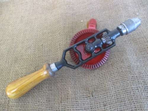 Beautiful Sturdy Vintage Hand Drill                       Made In England