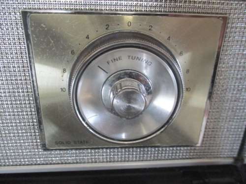 Absolutely Rare Vintage Sony Earth-Orbiter 8 Band Radio