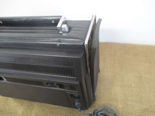Absolutely Rare Vintage Sony Earth-Orbiter 8 Band Radio