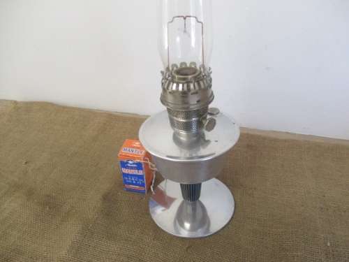 Beautiful Vintage Aladdin No 23 Oil Lamp With Chimney And Two Mantles           Made In England