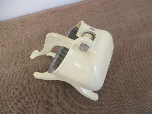 Wonderful Complete Vintage Swingit Aluminum Juicer By P.L.I. Pretoria
