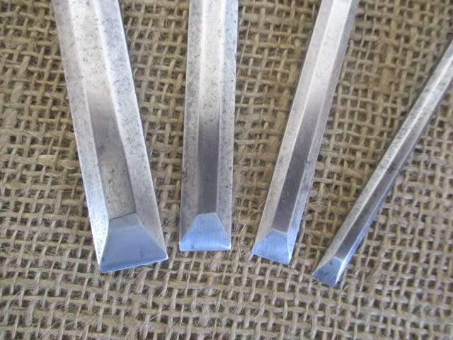 A Lovely Rare Set Of Four Vintage E.A. Berg Eskilstuna Sweden Beveled Carpenter Woodworking Chisels