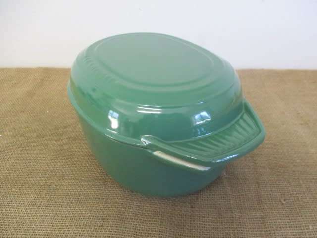 Magnificent Vintage Le Creuset 27 4,2 Lt Enameled Cast Iron Lidded Dish