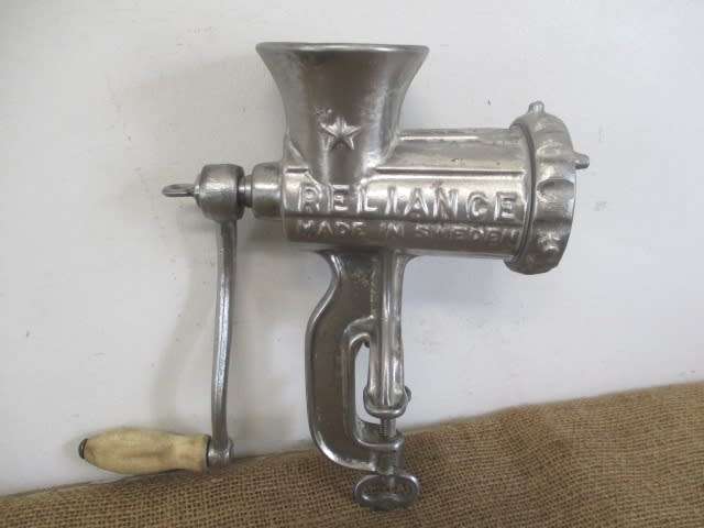 Very Good And Complete Vintage Cast Iron No 8 Husqvarna Reliance Meat Mincer         Made In Sweden