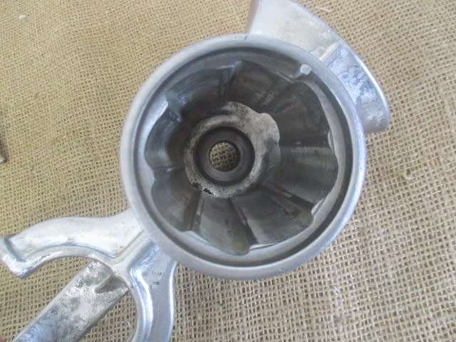 Very Good And Complete Vintage Cast Iron No 8 Husqvarna Reliance Meat Mincer         Made In Sweden
