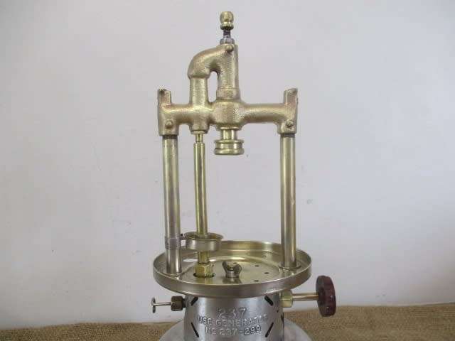 Nice Collectable Vintage Coleman 237 `Sunshine Of The Night` Kerosene Lantern  Canada 12.66