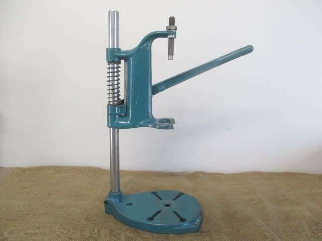 A Handy Black & Decker Drill Stand For Portable Drills