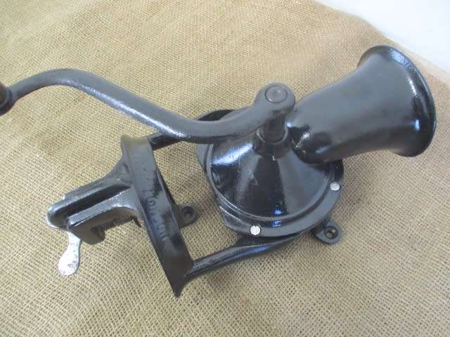 Very Neat And Complete Vintage Cast Iron No 3 Lovelock Coffee Grinder        London