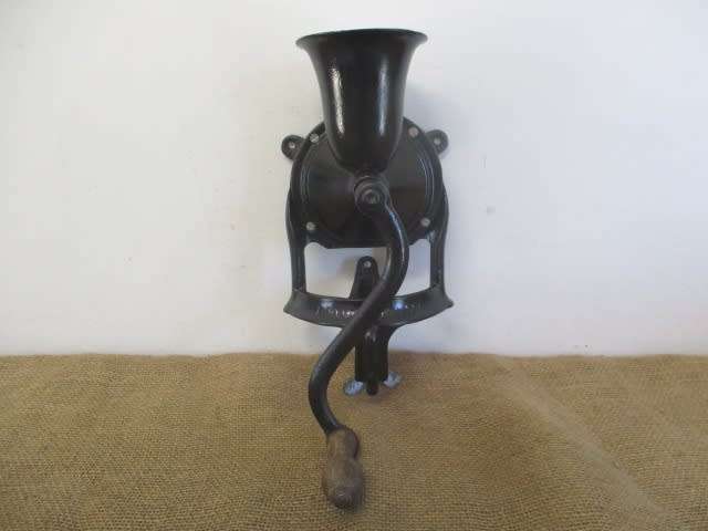 Very Neat And Complete Vintage Cast Iron No 3 Lovelock Coffee Grinder        London
