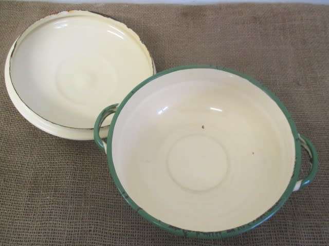 Smart Real Old School Enamel Lidded Dish