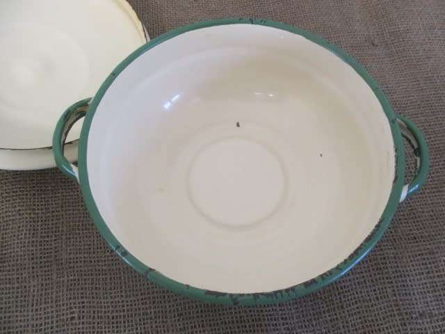 Smart Real Old School Enamel Lidded Dish