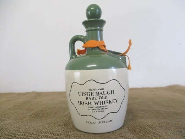 Wonderful Vintage `tallamore dew`Rare Old Irish Whiskey Stoneware Bottle By Tullamore Dew Company