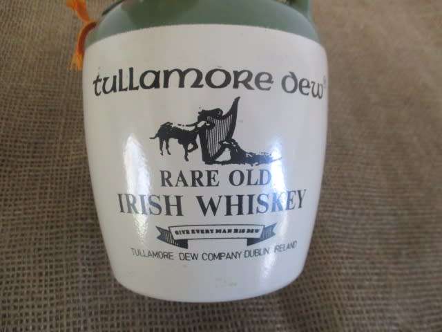 Wonderful Vintage `tallamore dew`Rare Old Irish Whiskey Stoneware Bottle By Tullamore Dew Company
