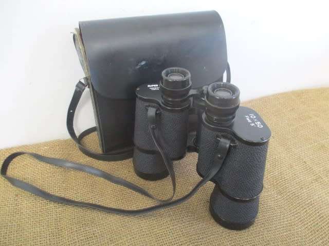 A Fine Vintage Super Zenith 10 X 50 Field 5` Binocular With Lens Covers In Original Case