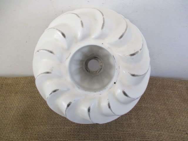 Rare Large Size Vintage Old Fashioned Enamel Jelly Mould