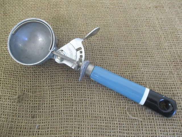 Vintage Nutbrown Ice Cream Scoop