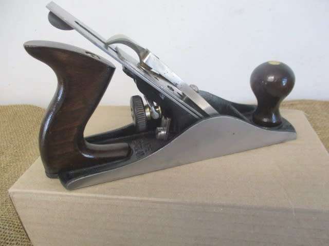 Neat Stanley Bailey No 4 Hand Plane        Made In England
