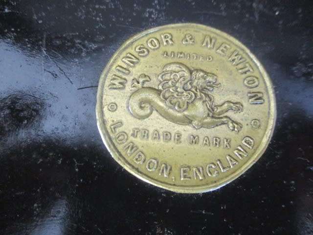 Vintage Winsor & Newton Limited London England Oil Paint Set In Original Metal Container